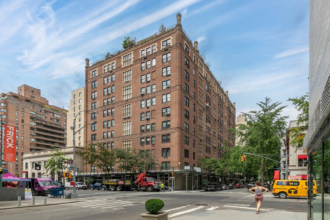 14-16 E 75th St in New York, NY - Foto de edificio