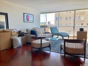 2200 Sacramento St-Unit -208 in San Francisco, CA - Building Photo - Building Photo