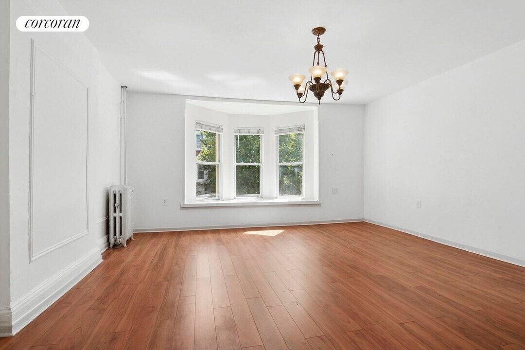 14 Virginia Pl in Brooklyn, NY - Building Photo