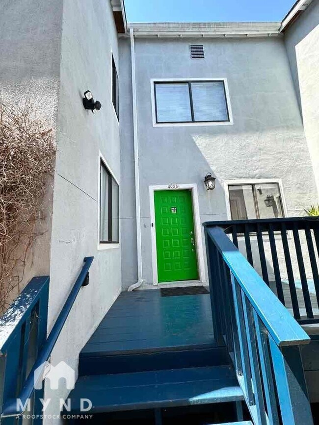 property at 4033 Lincoln Ave