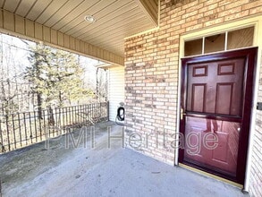 2800 Highland Pkwy in Bella Vista, AR - Building Photo - Building Photo