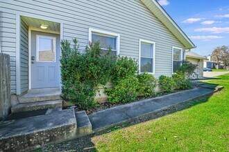 528 Cutty Trail in Lakeway, TX - Building Photo - Building Photo