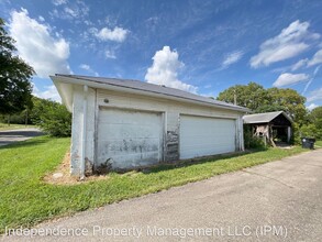 2460 Lakeview Ave in Dayton, OH - Building Photo - Building Photo