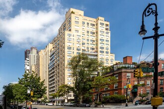 Henderson House in New York, NY - Building Photo - Building Photo