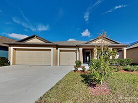 9701 Sage Creek Dr in Ruskin, FL - Building Photo