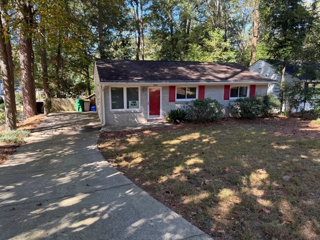 property at 1068 Palafox Dr NE