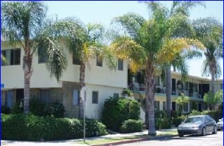 1475 Pine Ave in Long Beach, CA - Foto de edificio