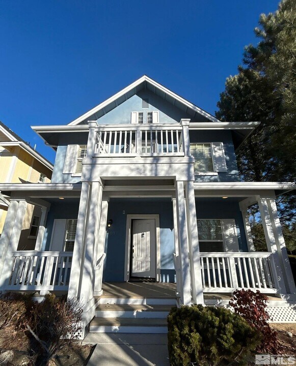 1400 Waterloo Dr in Reno, NV - Building Photo