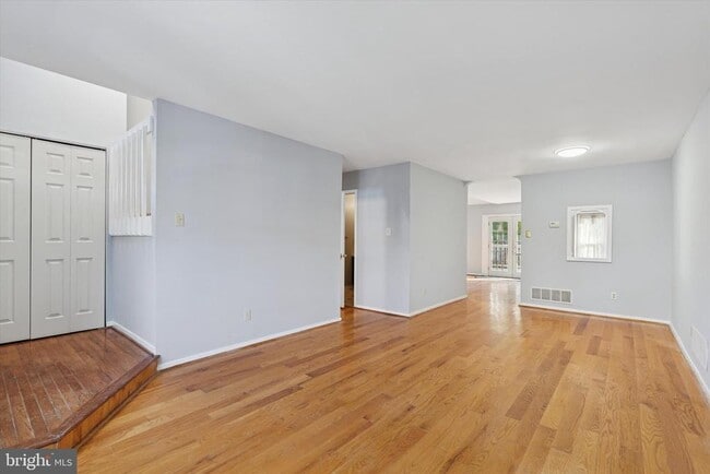 property at 3105 Trinity Ct