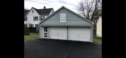 105 Beethoven St in Binghamton, NY - Building Photo - Building Photo