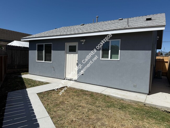 property at 1520 Jonathan Pl