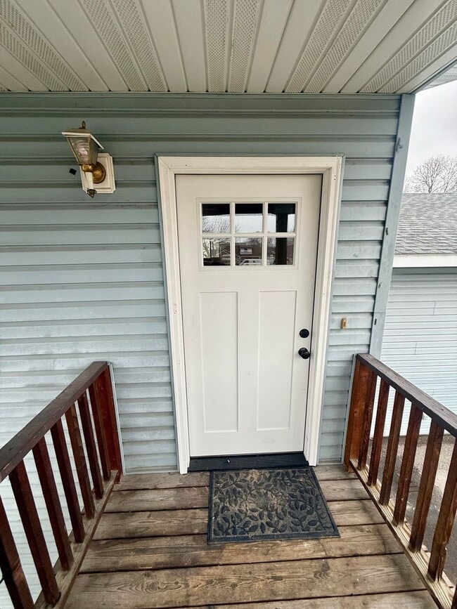 property at 1324 S 2nd St W