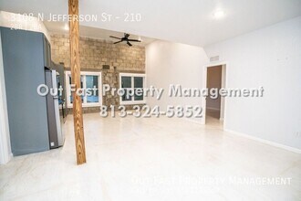 3108 N Jefferson St, Unit 210 in Tampa, FL - Building Photo - Building Photo