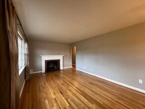 140 Cree Dr in Oxon Hill, MD - Building Photo - Building Photo