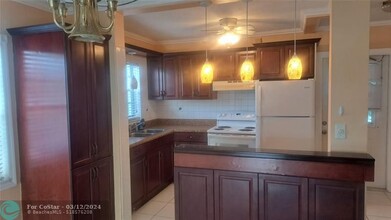 2851 E Golf Blvd in Pompano Beach, FL - Foto de edificio - Building Photo