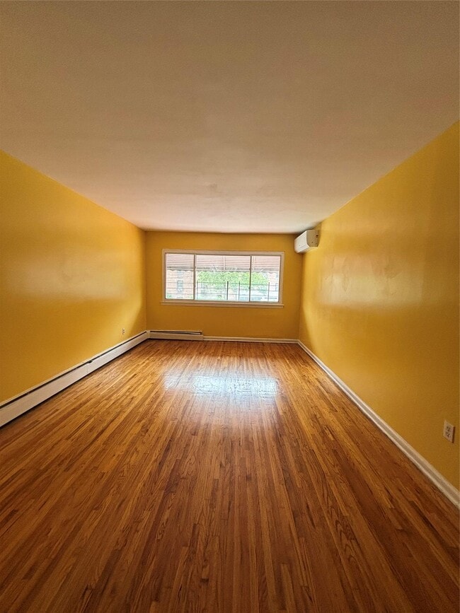 property at 659 Nereid Ave