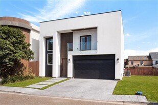 2339 S 42nd Ln in McAllen, TX - Building Photo
