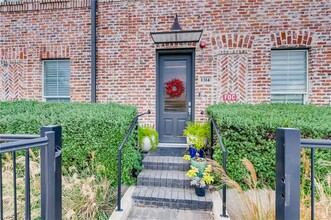 1314 Tinnin Ford Rd in Austin, TX - Building Photo - Building Photo