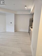 2501-2501 Saw Whet Blvd. in Oakville, ON - Building Photo - Building Photo