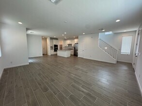 1974 W Lariat Ln in Phoenix, AZ - Building Photo - Building Photo