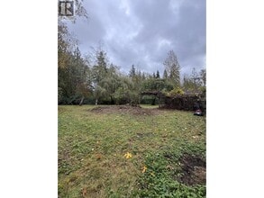 23979 Fern Crescent in Maple Ridge, BC - Building Photo - Building Photo