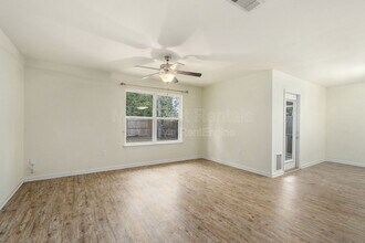 515 E Marigold Dr in Long Beach, MS - Building Photo - Building Photo