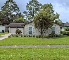 11915 Hendon Ln in Houston, TX - Building Photo