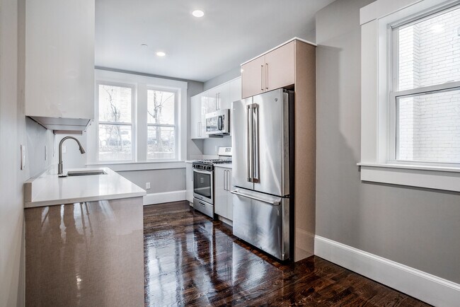 59 Strathmore Rd, Unit 3 in Boston, MA - Building Photo - Building Photo
