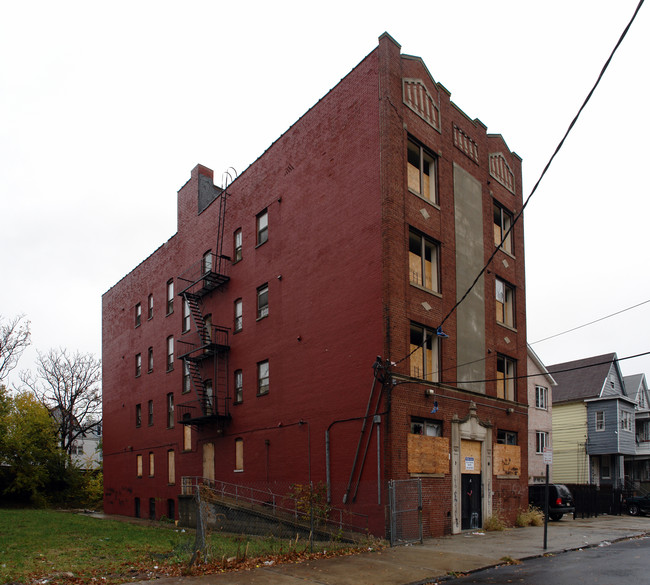 136-138 Grant Ave in Jersey City, NJ - Building Photo - Building Photo