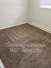 807 3rd St SW in Valley City, ND - Building Photo - Building Photo