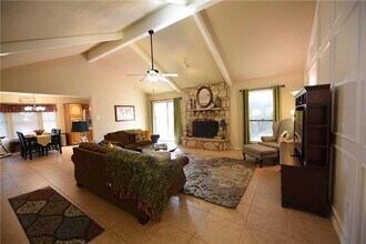 3405 Primrose Ln in Bedford, TX - Building Photo - Building Photo