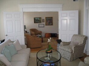 12 Kilsyth Rd in Brookline, MA - Building Photo - Building Photo