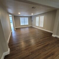 6810 Bleker St photo'