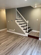 136 Vickie Lynn Ln in St. Robert, MO - Building Photo - Building Photo