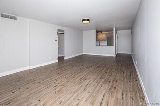 1330 N Gaylord St in Denver, CO - Building Photo - Building Photo