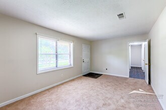 4272 Carlos Ct in Powder Springs, GA - Building Photo - Building Photo