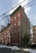 112 Wayne St in Jersey City, NJ - Building Photo - Building Photo