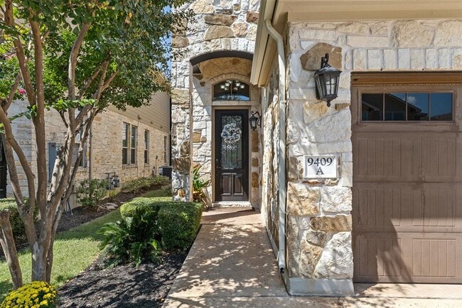 9409 Solana Vista Loop in Austin, TX - Building Photo - Building Photo
