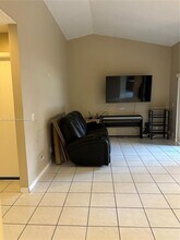 6547 NW 170th Terrace in Hialeah, FL - Building Photo - Building Photo