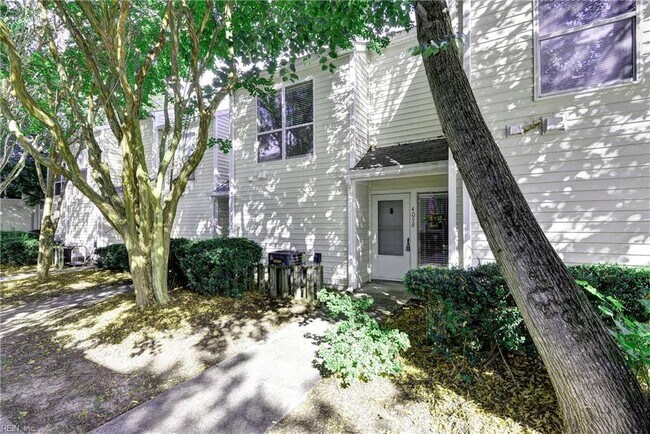 4058 Midlands Rd in Williamsburg, VA - Building Photo - Building Photo