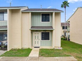 133 W Leslie Ln in Panama City Beach, FL - Building Photo