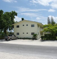 1450 SW 24th Ct in Fort Lauderdale, FL - Building Photo