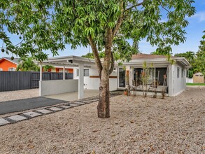 1617 NW 7th Ave in Fort Lauderdale, FL - Building Photo - Building Photo