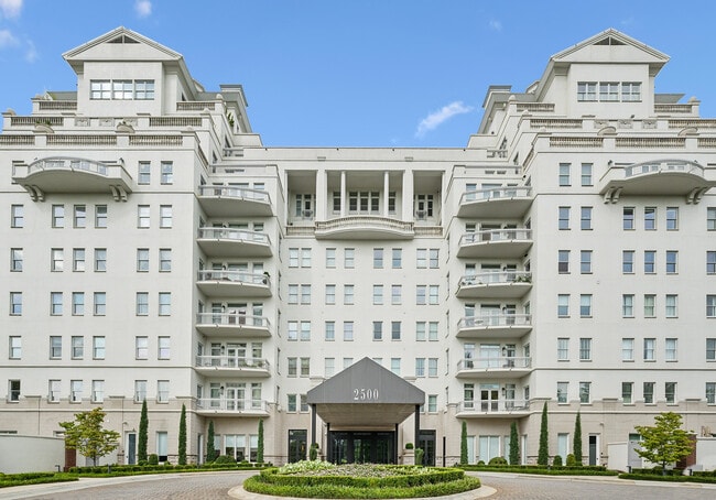 property at 2500 Peachtree Rd NW