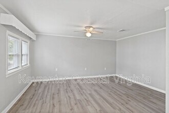 2319 Jamestown Ave in Hampton, VA - Building Photo - Building Photo