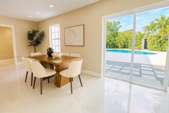 1399 NE 38th St in Oakland Park, FL - Building Photo - Building Photo