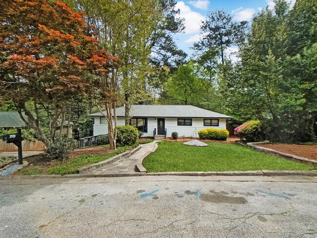 property at 377 Springdale Dr NE