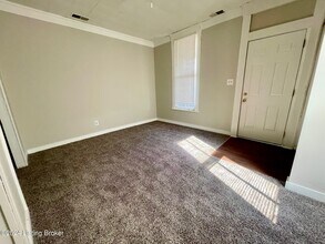 1145 Crystal Ave in New Albany, IN - Building Photo - Building Photo