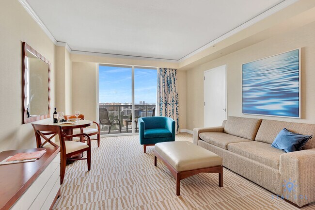 18001 Collins Ave in Sunny Isles Beach, FL - Building Photo - Building Photo