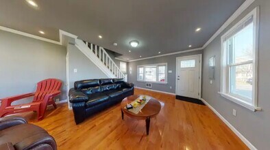 124 W Youngs Ave in Wildwood, NJ - Building Photo - Building Photo
